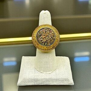 Gorgeous HN Heng Ngai Round Druzy Gold Tone Statement Ring Size 7 Signed